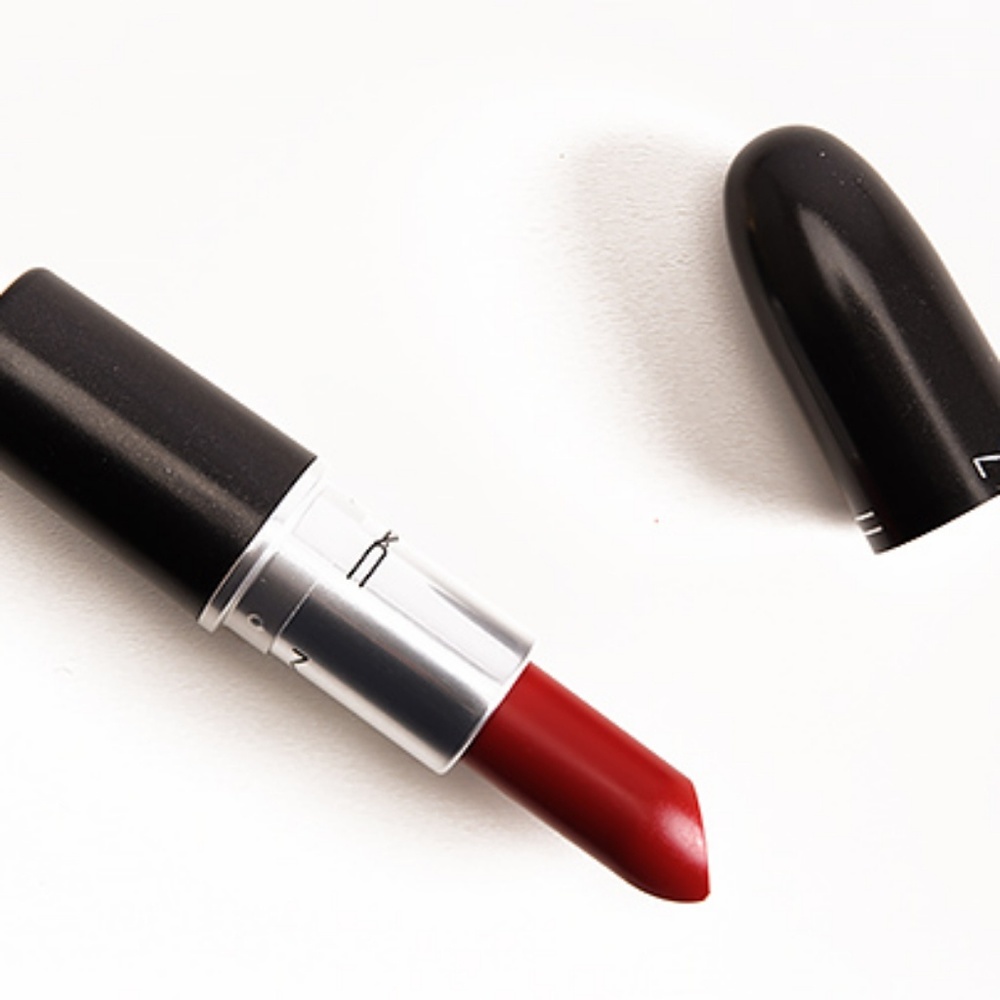 Mac Cosmetics Kinky lipstick